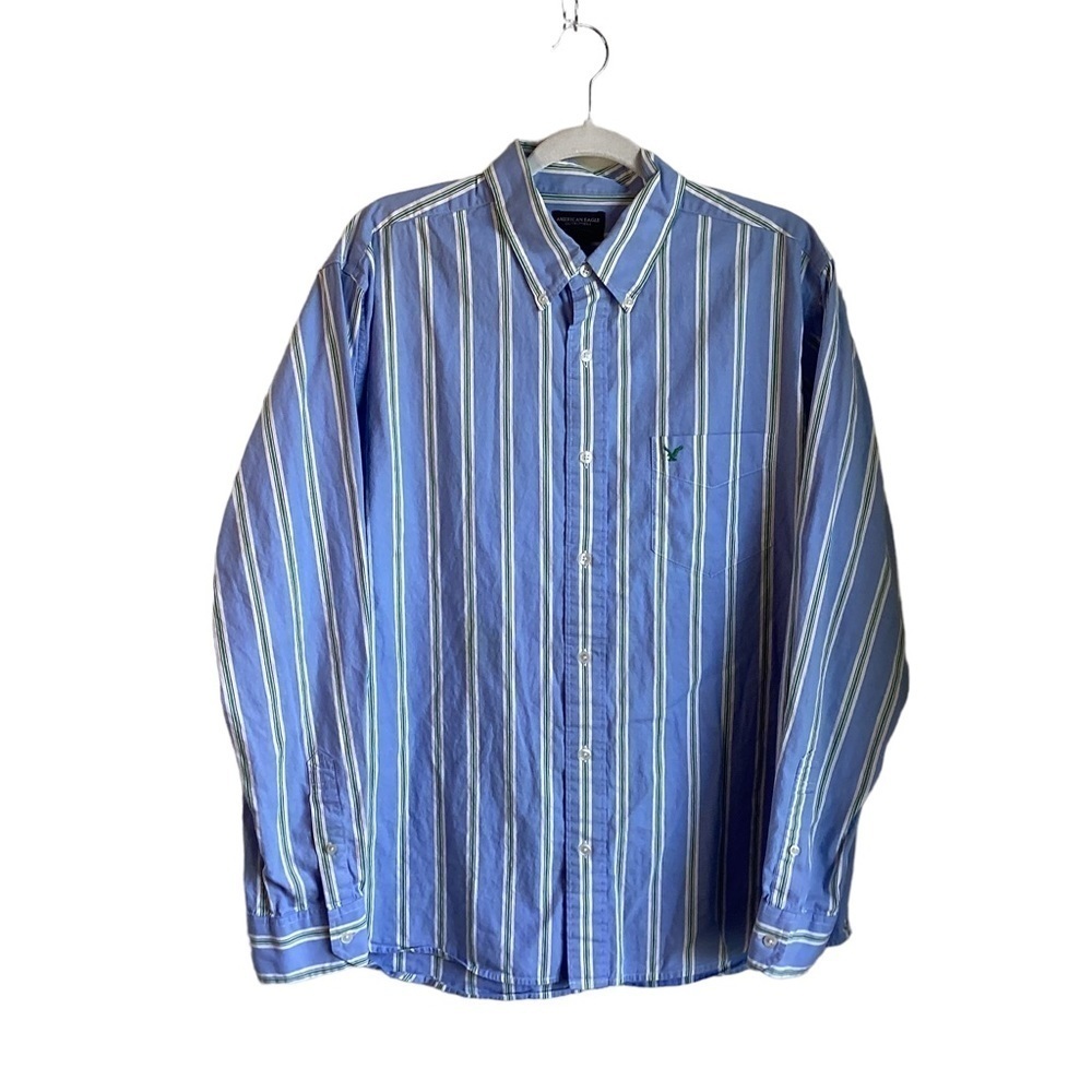 American Eagle Outfitters Men’s Striped Button Down Long Sleeve Shirt.  Size L